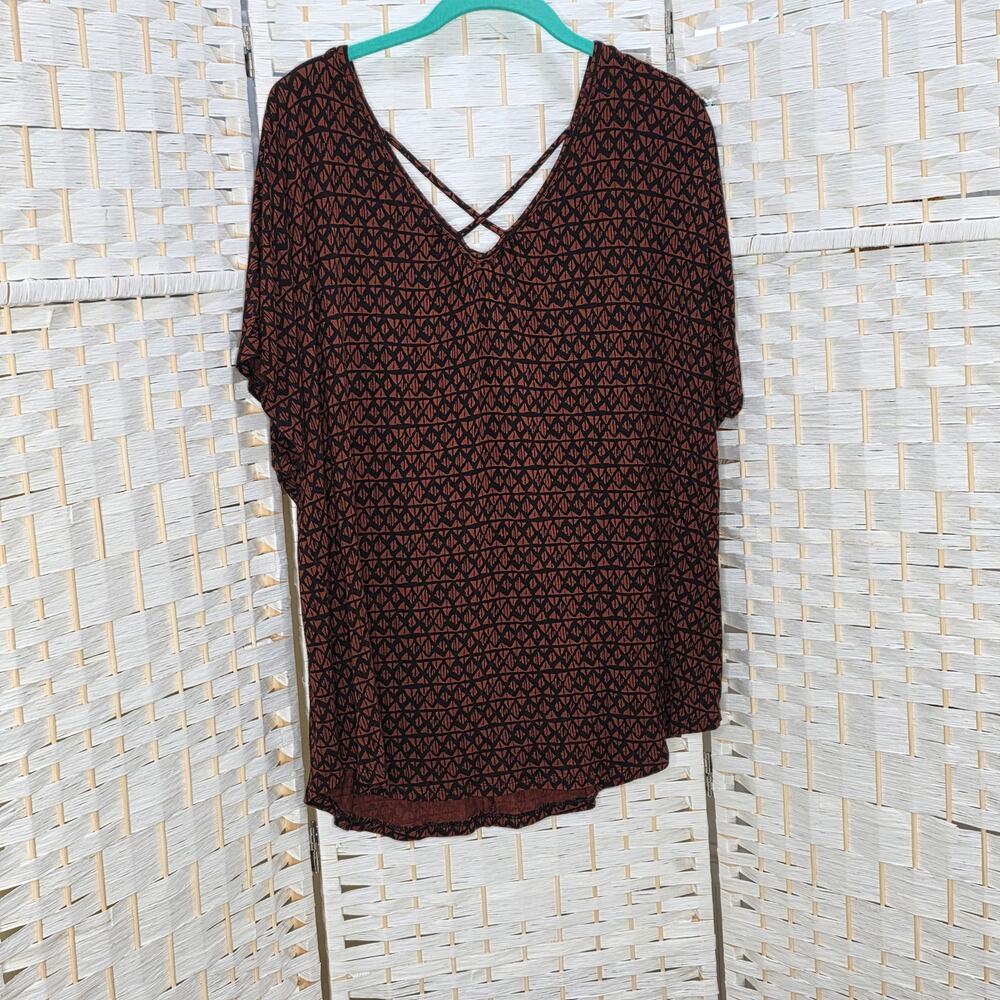Rust Brown & Black geometric print cross-front top Size XL from Apt.9